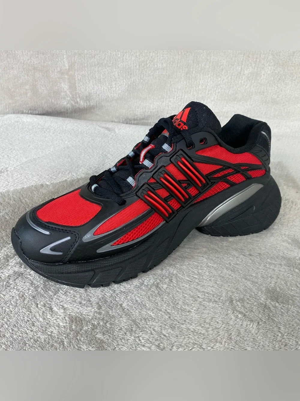 adidas Adistar XLG 2.0 Red Black Mens Size 9.5 Athletic Running Shoes KJ5731 NEW
